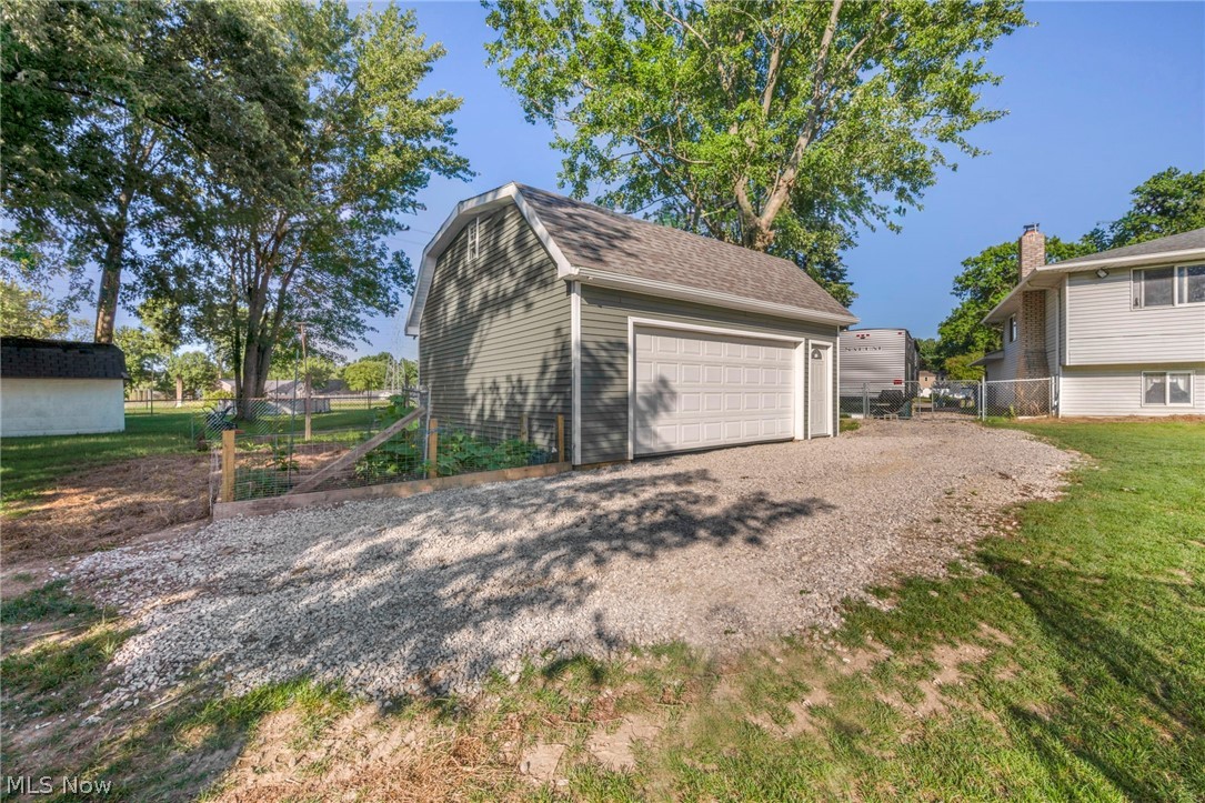 5872 Emerald Street North Ridgeville OH 44039