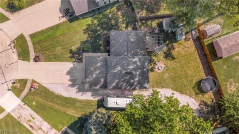 5872 Emerald Street North Ridgeville OH 44039
