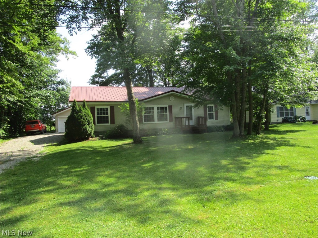 888 Long Shadow Lane Roaming Shores OH 44085