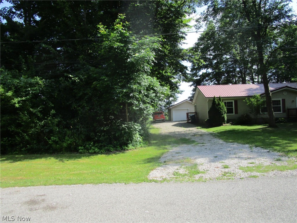 888 Long Shadow Lane Roaming Shores OH 44085