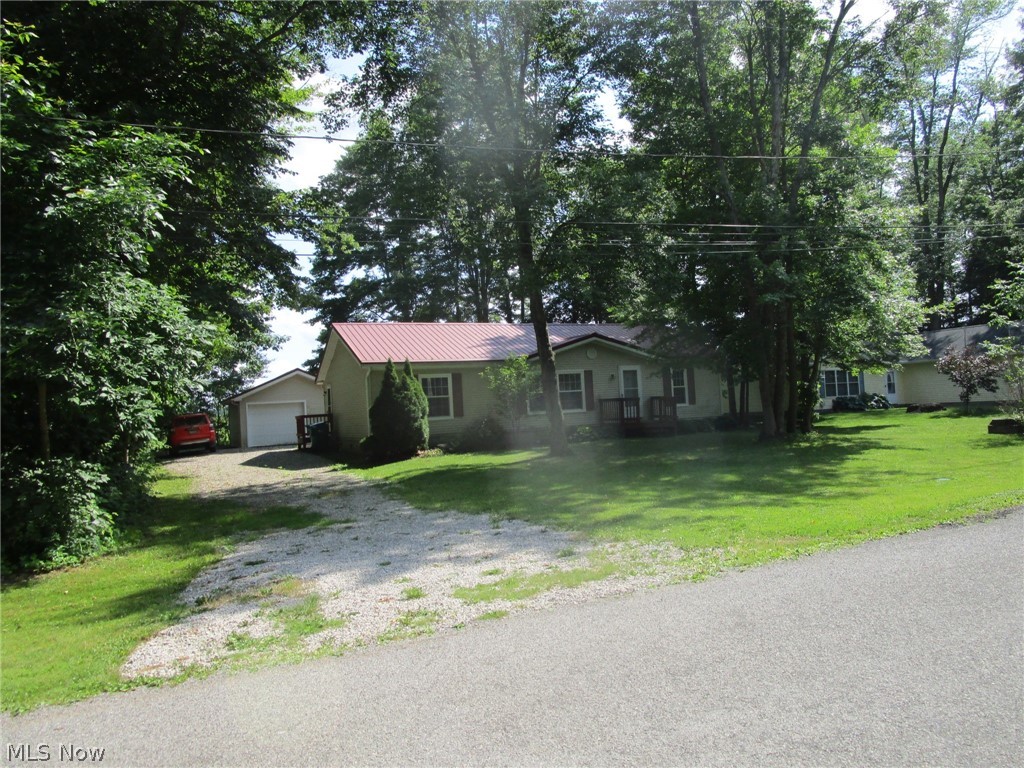 888 Long Shadow Lane Roaming Shores OH 44085