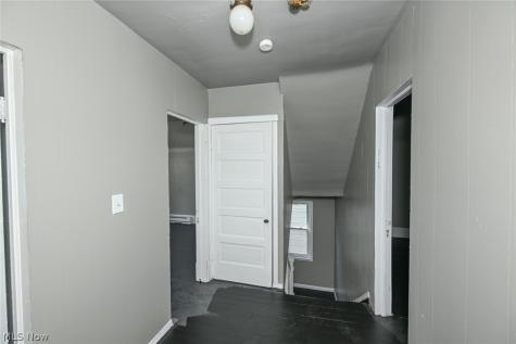 6153 Morton Avenue Cleveland OH 44127