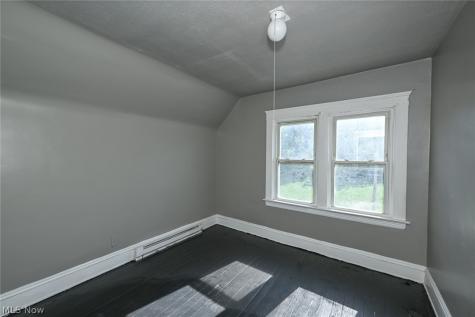 6153 Morton Avenue Cleveland OH 44127