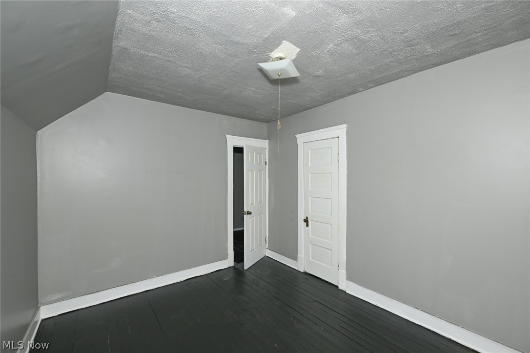 6153 Morton Avenue Cleveland OH 44127