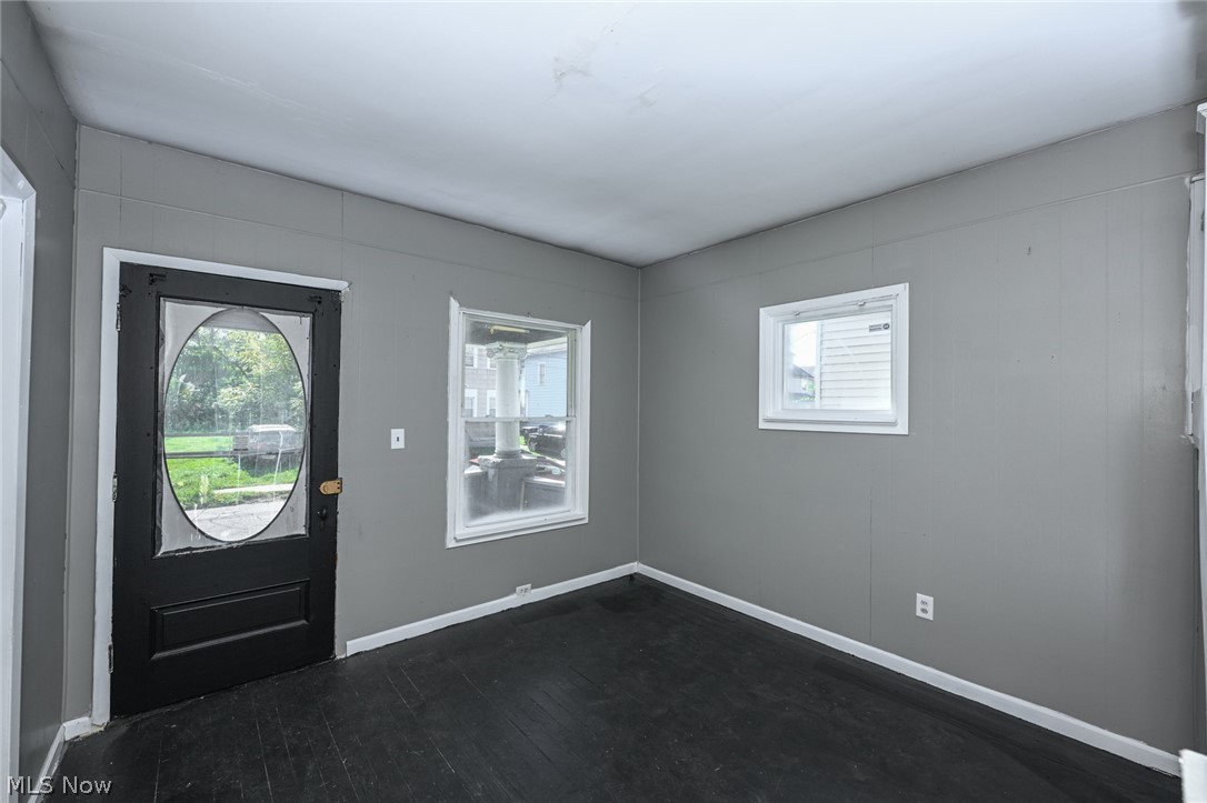 6153 Morton Avenue Cleveland OH 44127