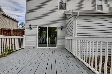 325 W Maryland Avenue Sebring OH 44672