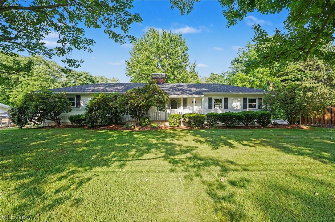 1974 Silver Fox Lane NE Warren OH 44484