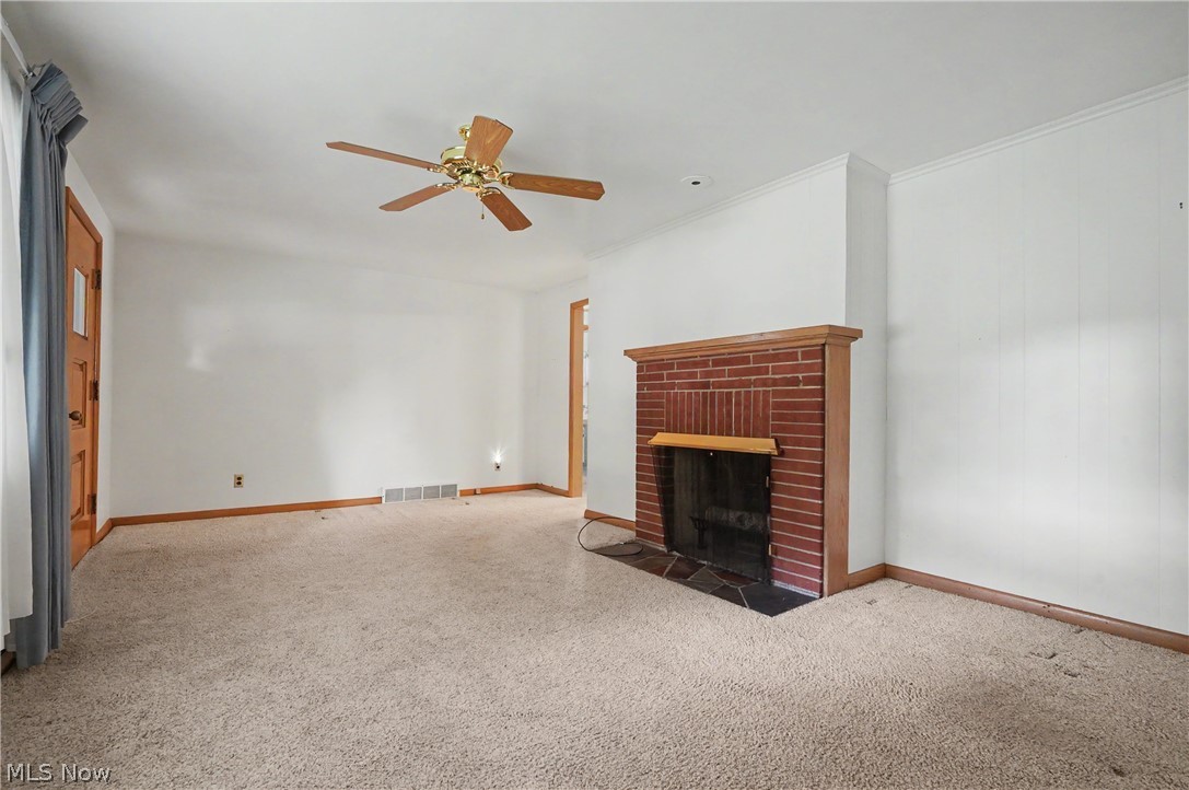 1974 Silver Fox Lane NE Warren OH 44484