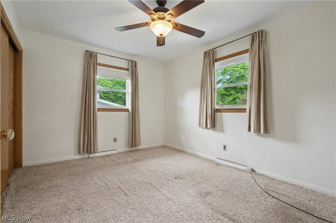 1974 Silver Fox Lane NE Warren OH 44484