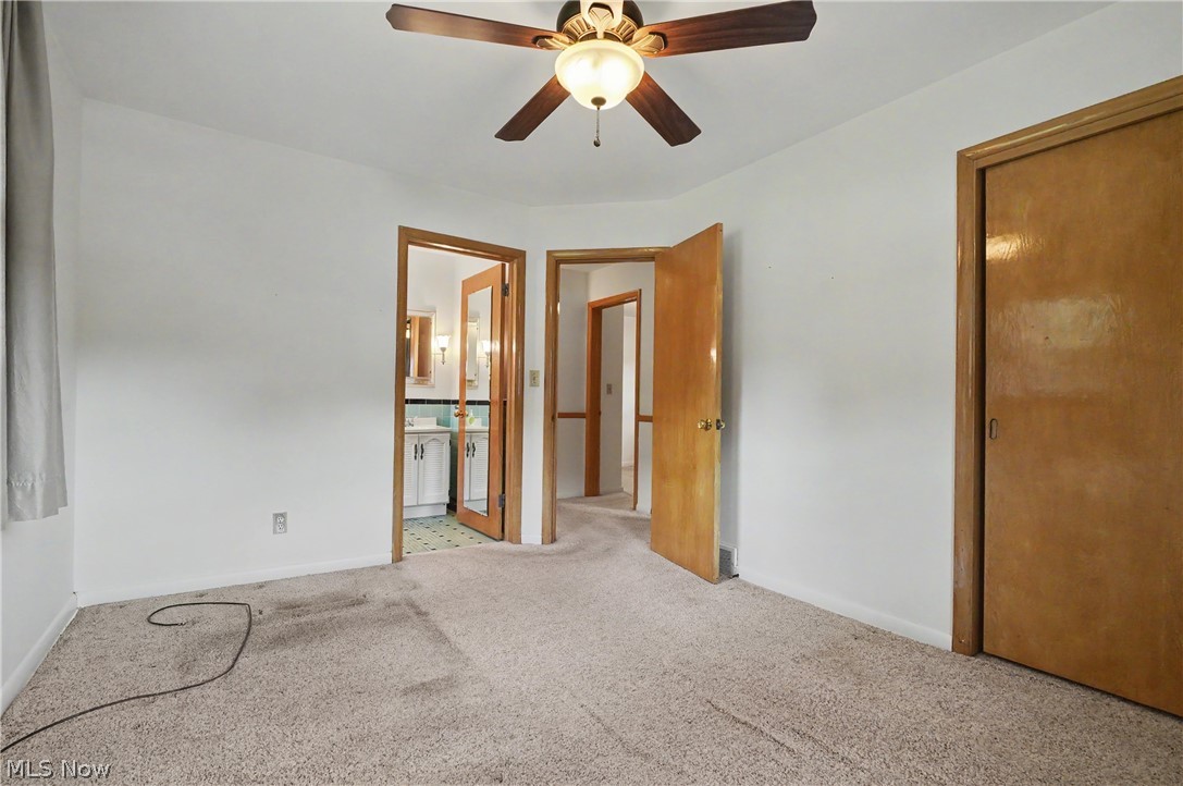 1974 Silver Fox Lane NE Warren OH 44484