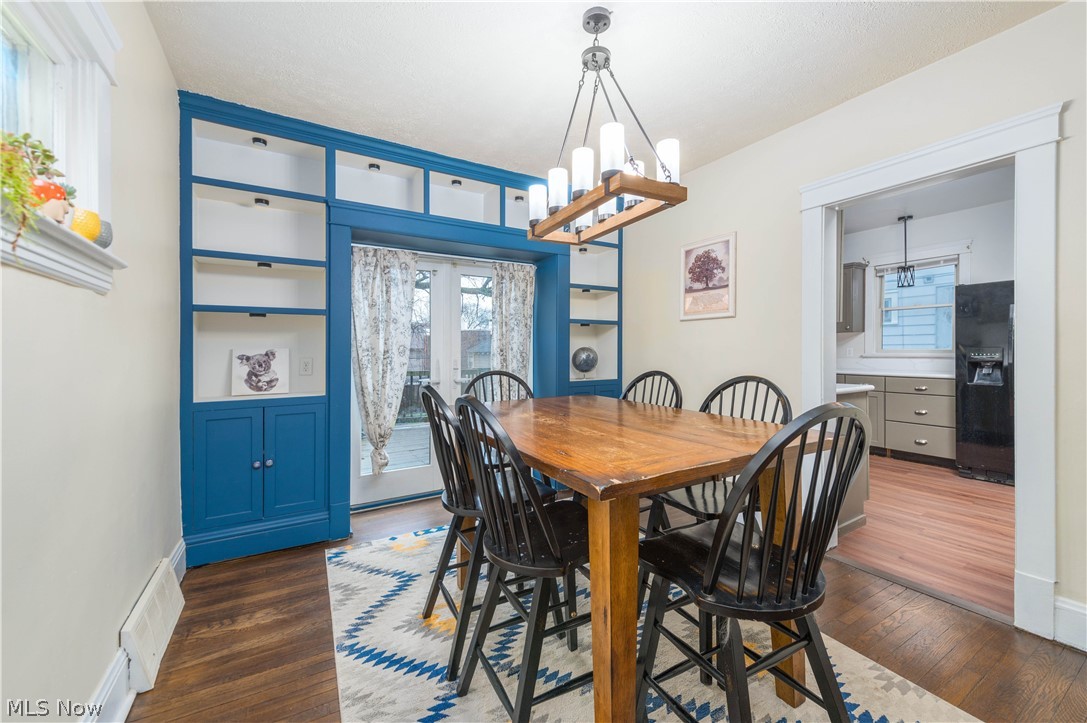 10606 Parkhurst Drive Cleveland OH 44111