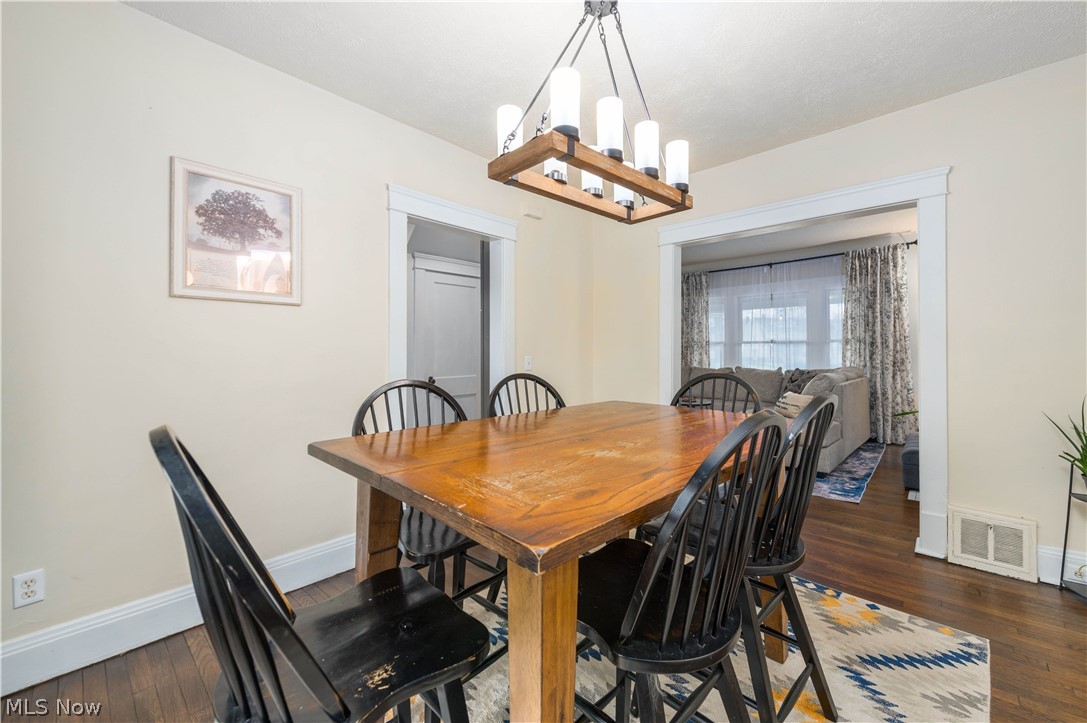 10606 Parkhurst Drive Cleveland OH 44111