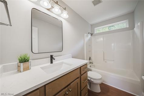 2343 Auden Circle Brunswick OH 44212