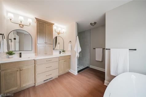 2343 Auden Circle Brunswick OH 44212