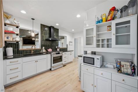 1791 E Sprague Road Seven Hills OH 44131