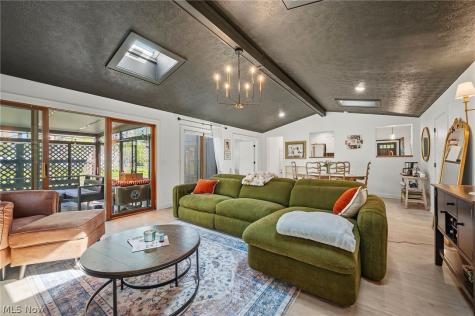 1791 E Sprague Road Seven Hills OH 44131