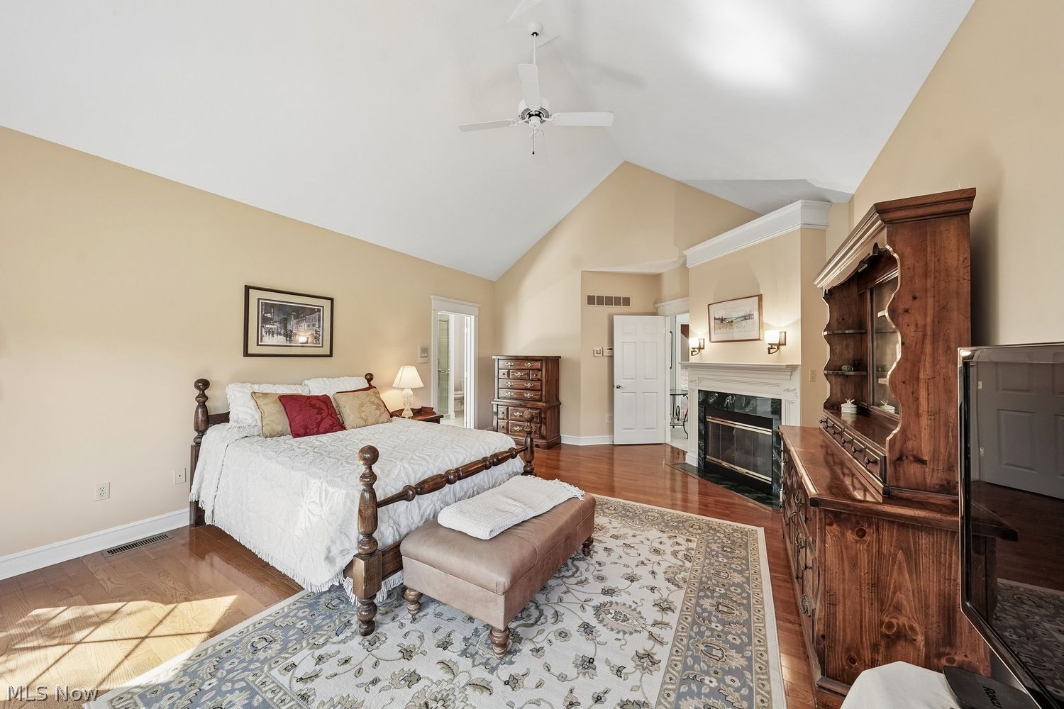 230 Camden Lane Aurora OH 44202