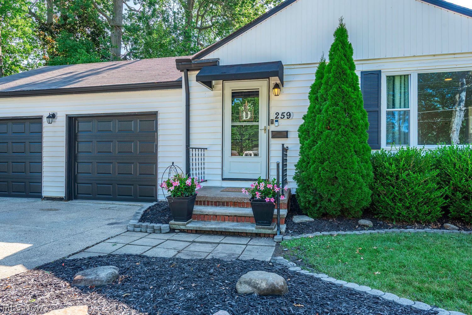 Avon Lake OH, 259 Inwood Boulevard