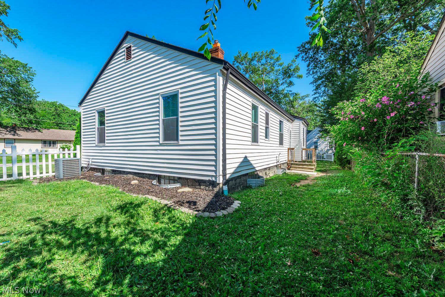 259 Inwood Boulevard Avon Lake OH 44012