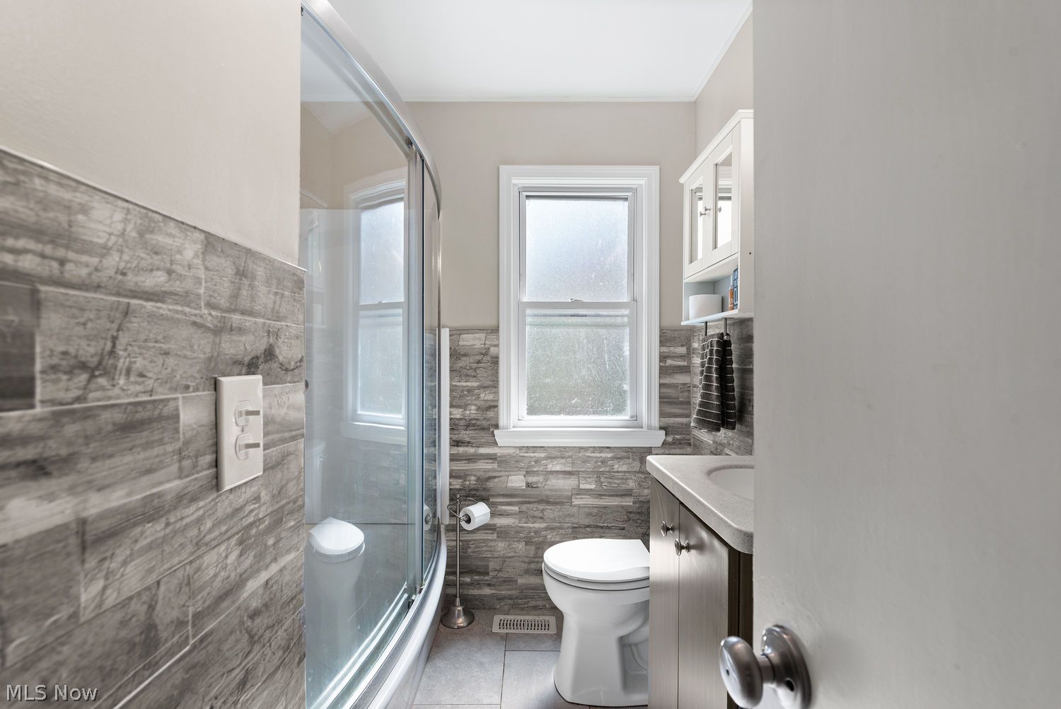 259 Inwood Boulevard Avon Lake OH 44012