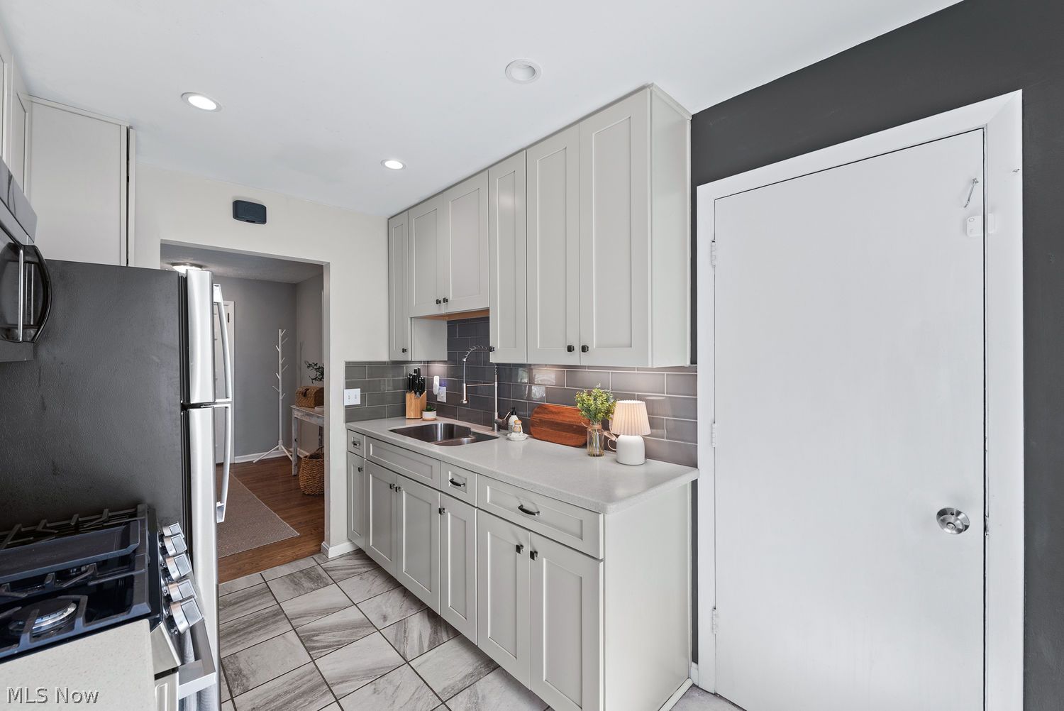 259 Inwood Boulevard Avon Lake OH 44012