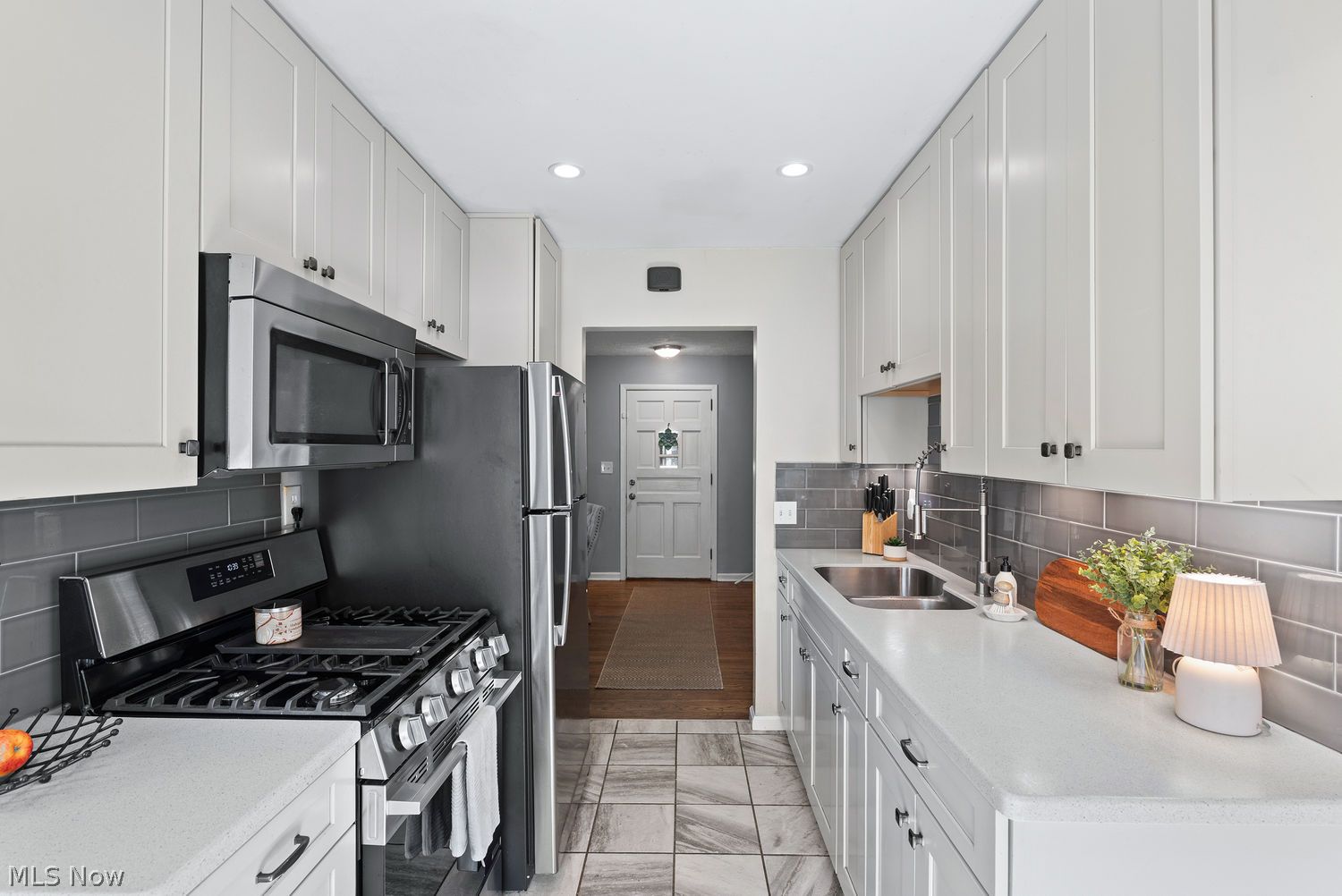 259 Inwood Boulevard Avon Lake OH 44012
