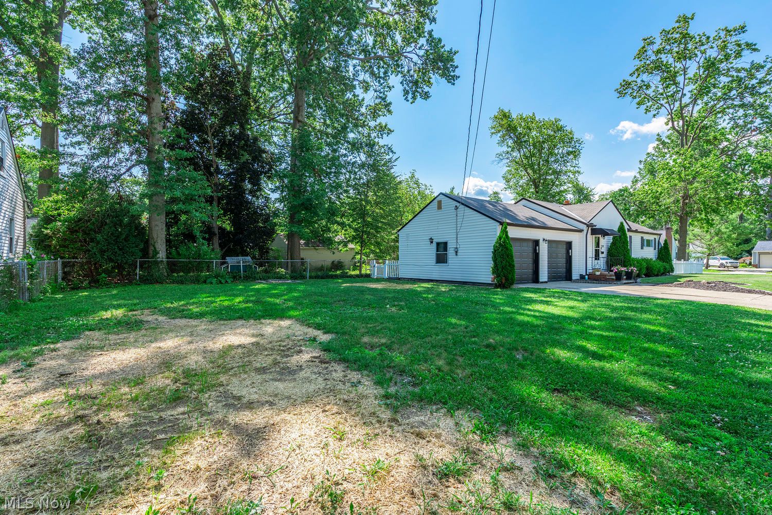 259 Inwood Boulevard Avon Lake OH 44012