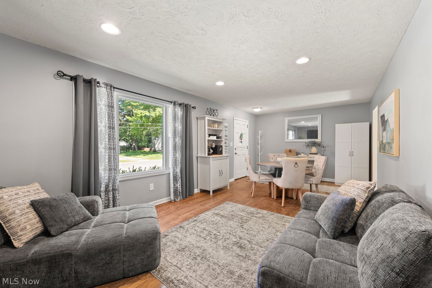 259 Inwood Boulevard Avon Lake OH 44012