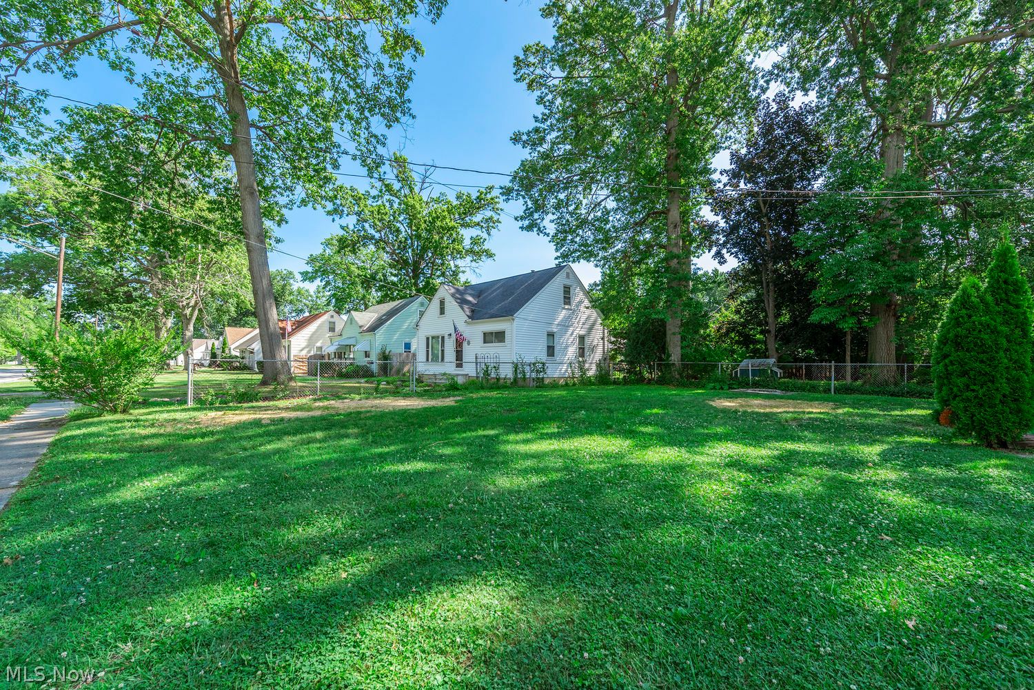 259 Inwood Boulevard Avon Lake OH 44012