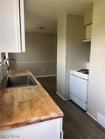 16350 Rockside Road Maple Heights OH 44137