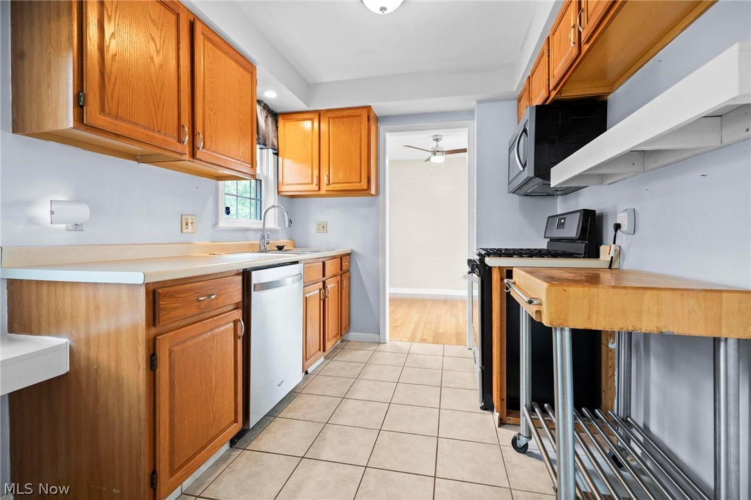 1272 Gordon Road Lyndhurst OH 44124
