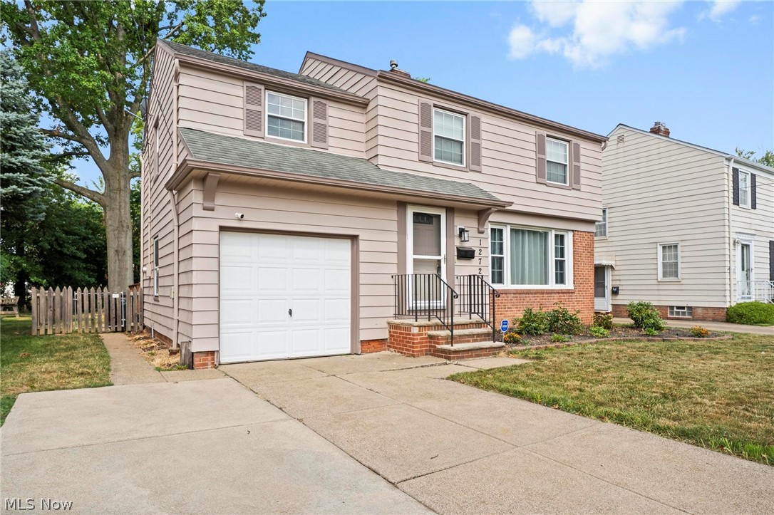 1272 Gordon Road Lyndhurst OH 44124