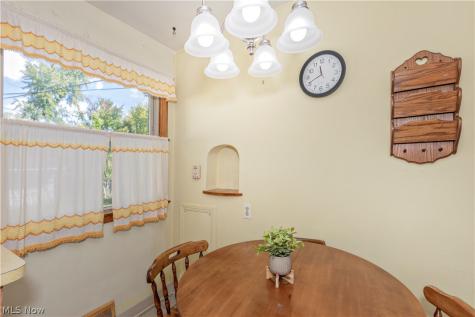 16897 Mapleboro Avenue Maple Heights OH 44137