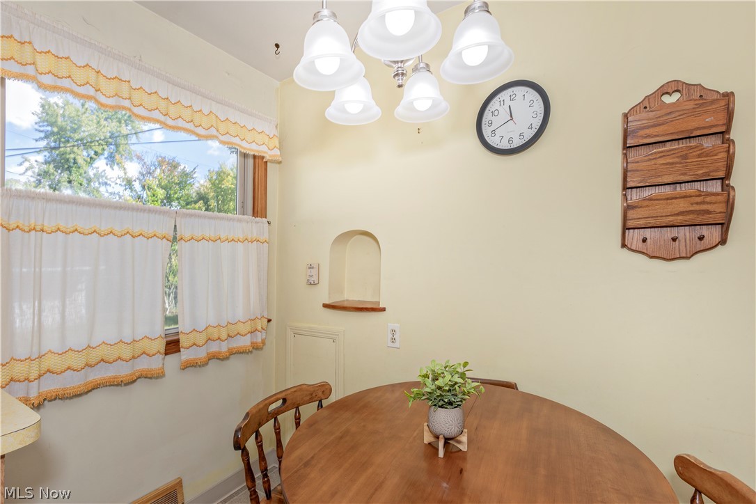 16897 Mapleboro Avenue Maple Heights OH 44137
