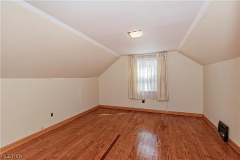 16897 Mapleboro Avenue Maple Heights OH 44137