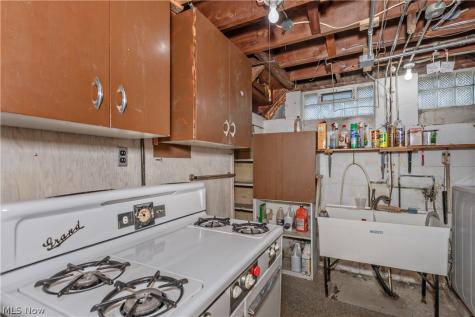 16897 Mapleboro Avenue Maple Heights OH 44137