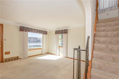 16897 Mapleboro Avenue Maple Heights OH 44137