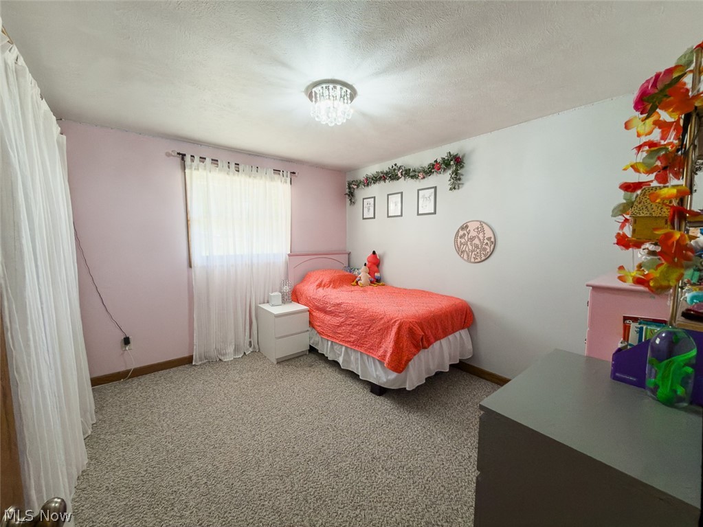 6093 Joliat Avenue Louisville OH 44641