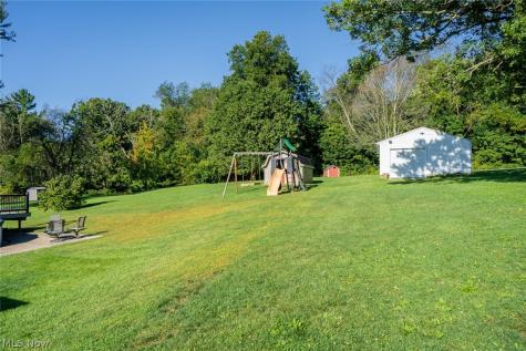 6093 Joliat Avenue Louisville OH 44641