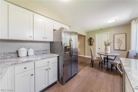 34429 Beach Park Drive Eastlake OH 44095
