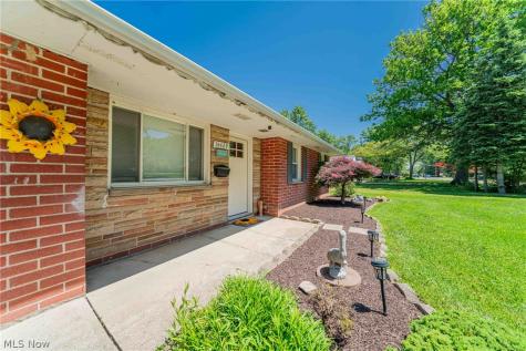 34429 Beach Park Drive Eastlake OH 44095