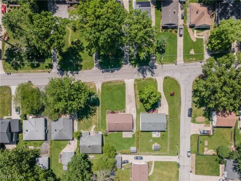 34429 Beach Park Drive Eastlake OH 44095
