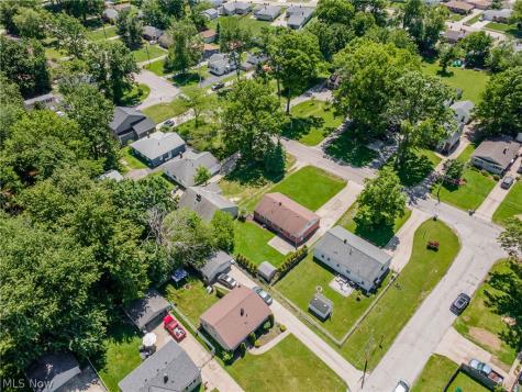34429 Beach Park Drive Eastlake OH 44095