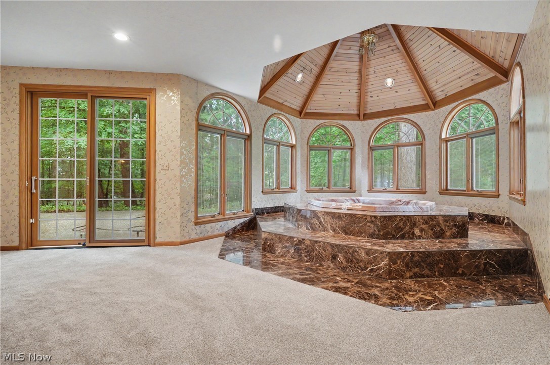 1455 Woodland Lane Silver Lake OH 44224