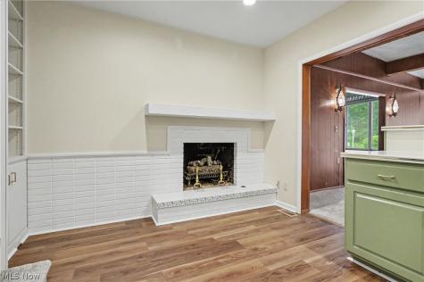 1455 Woodland Lane Silver Lake OH 44224