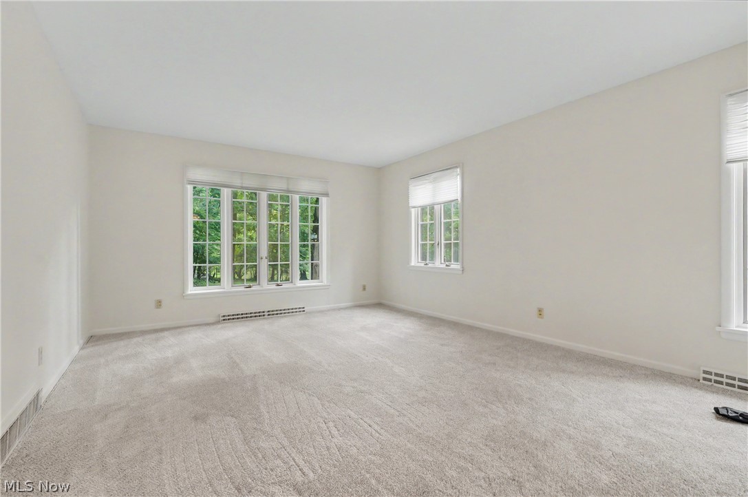 1455 Woodland Lane Silver Lake OH 44224