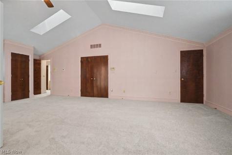 1455 Woodland Lane Silver Lake OH 44224