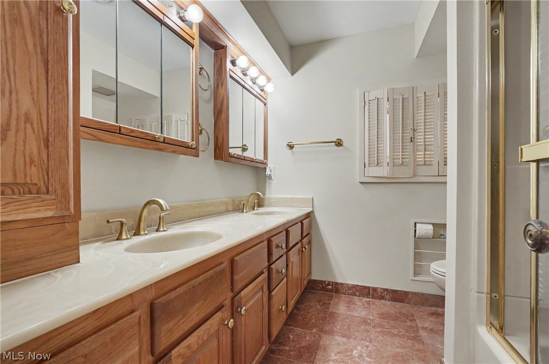 1455 Woodland Lane Silver Lake OH 44224