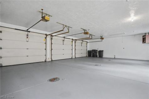 1455 Woodland Lane Silver Lake OH 44224