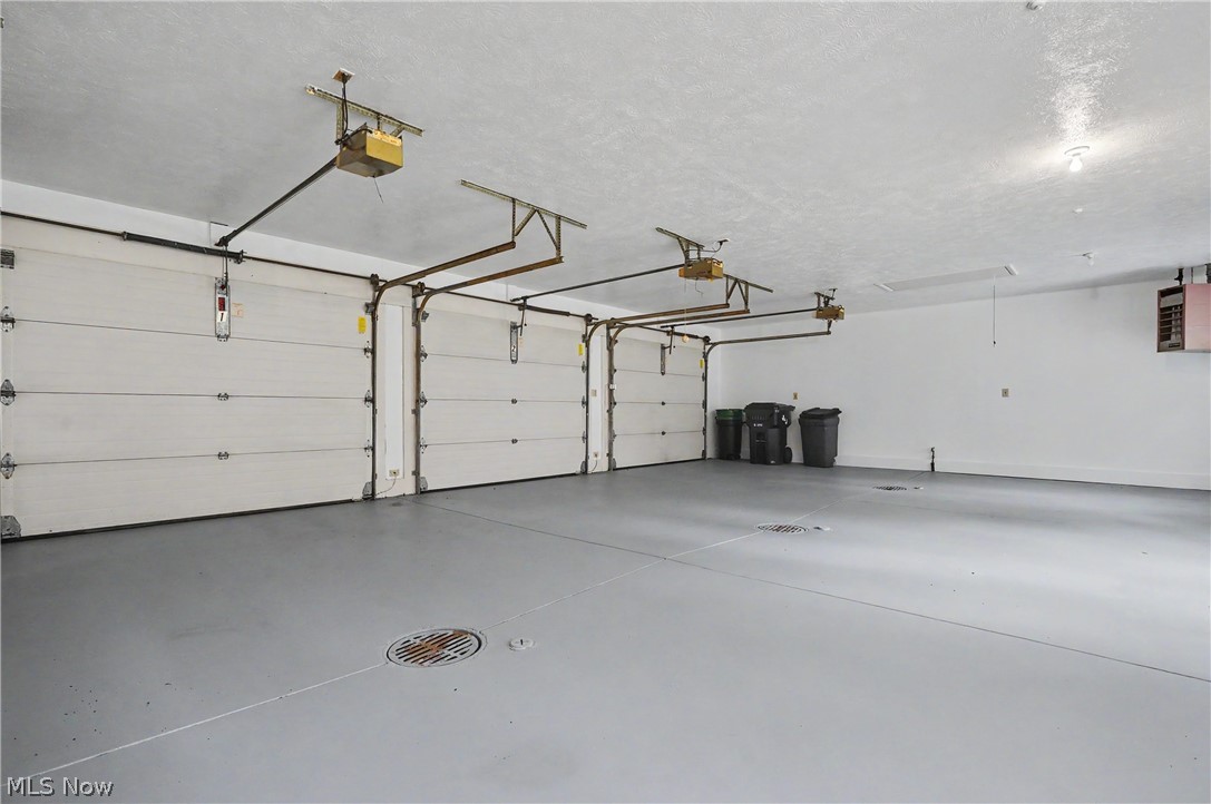 1455 Woodland Lane Silver Lake OH 44224